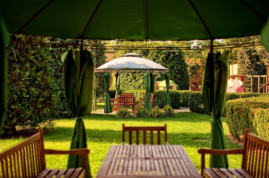 Osrodek Wypoczynkowy Star Hotel Leba Exterior photo