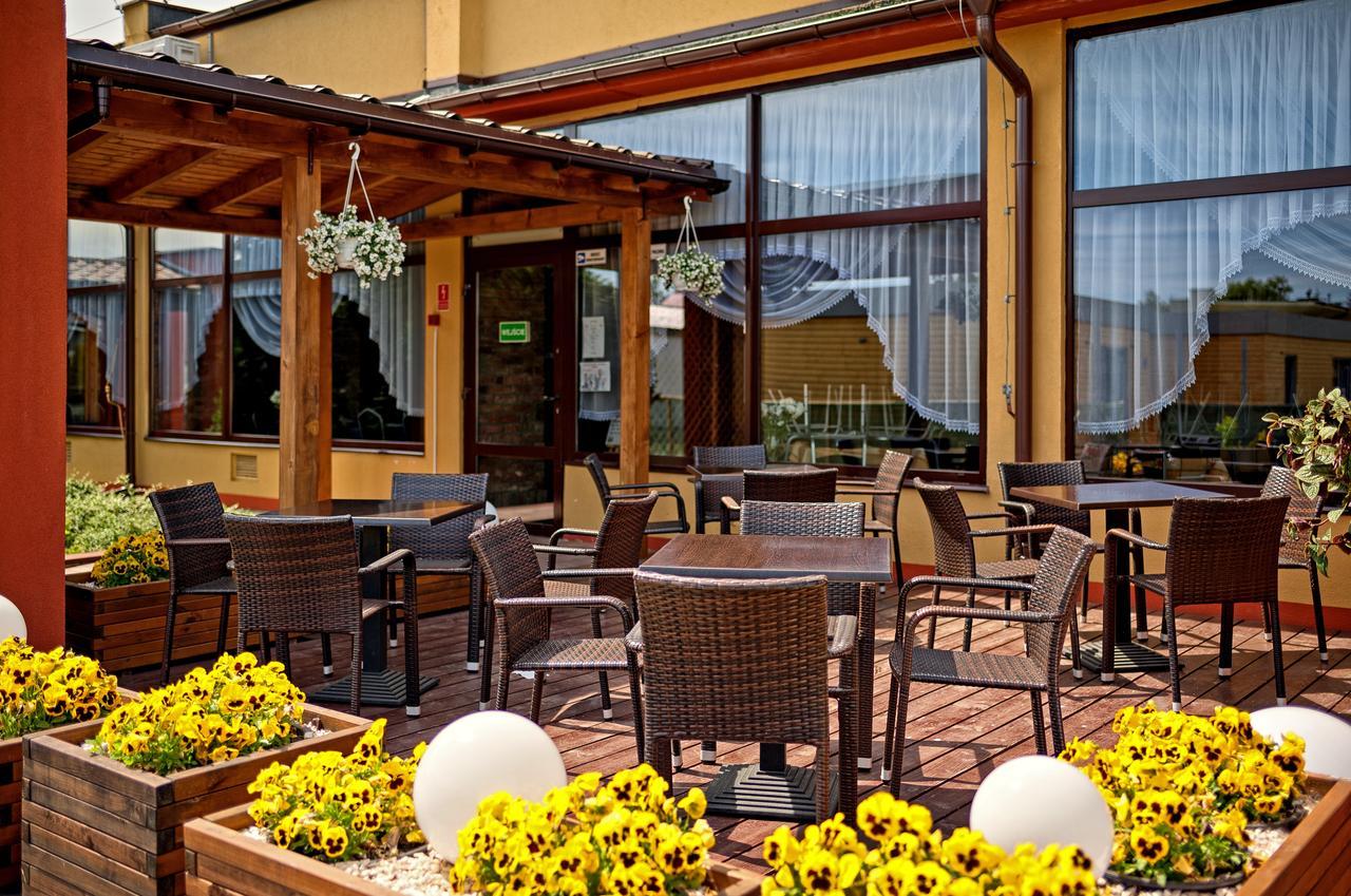 Osrodek Wypoczynkowy Star Hotel Leba Exterior photo
